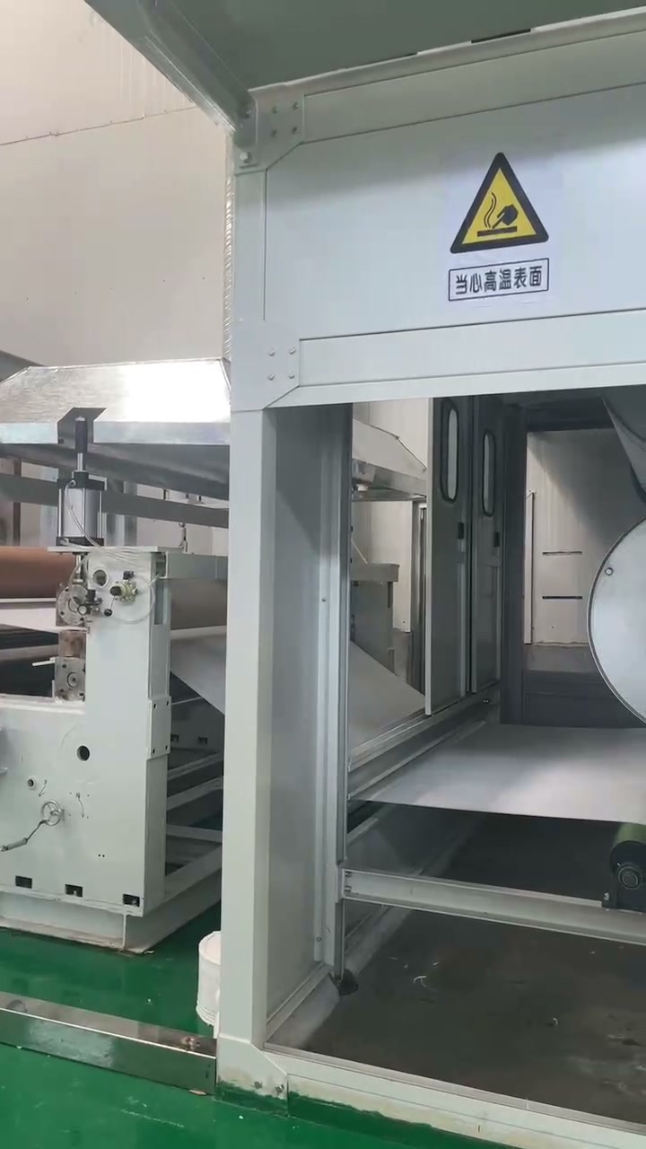 Filter nonwoven drying